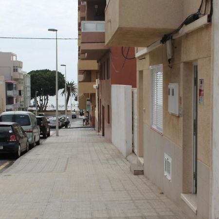 Vianymar Apartamentos El Medano  Exterior photo
