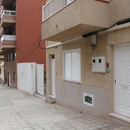 Vianymar Apartamentos El Medano  Exterior photo